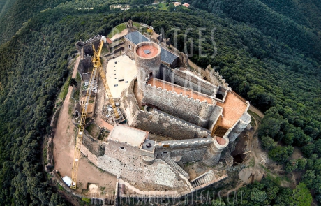 Paisajes Verticales - Fotografía aérea - PATRIMONIO HISTÓRICO (Castell de Montsoriu)