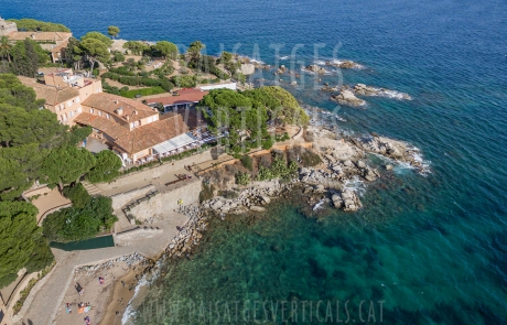 Paisajes Verticales - Fotografía aérea - PROMOCIÓN TURÍSTICA (Hotel en Calella de Palafrugell)