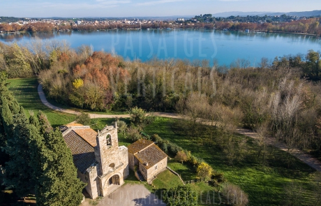 Paisajes Verticales – Fotografía aérea – PAISAJE Y NATURALEZA (Porqueres)