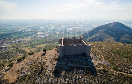 Paisajes Verticales - Fotografía aérea - PATRIMONIO HISTÓRICO (Castell de Montgrí)