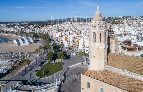 Iglesia de Sant Bartomeu i Santa Tecla, de Sitges (Garraf, Barcelona)